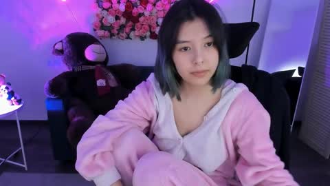 Snapshot of sirenmystique chatting on April 15, 2026, 7:58 pm Si online show from April 15, 2026, 7:58 pm