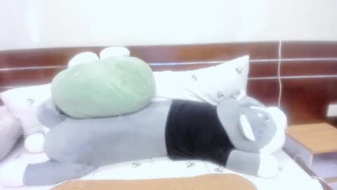 julila online show from December 20, 2025, 3:13 am