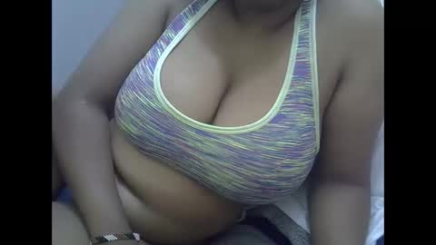 Snapshot of sisibrown97 chatting on February 4, 2026, 10:36 pm brown online show from February 4, 2026, 10:36 pm