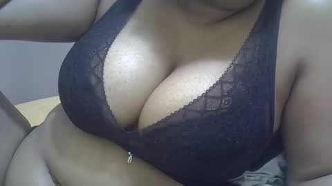 Snapshot of sisibrown97 chatting on February 28, 2026, 9:43 am brown online show from February 28, 2026, 9:43 am