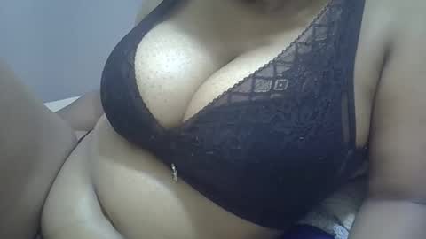 Snapshot of sisibrown97 chatting on March 20, 2026, 9:25 am brown online show from March 20, 2026, 9:25 am