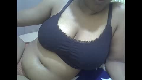 Snapshot of sisibrown97 chatting on March 22, 2026, 11:24 am brown online show from March 22, 2026, 11:24 am