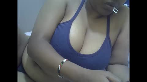 Snapshot of sisibrown97 chatting on March 29, 2026, 10:32 pm brown online show from March 29, 2026, 10:32 pm