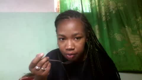 sisih567089 online show from September 25, 2025, 7:12 am