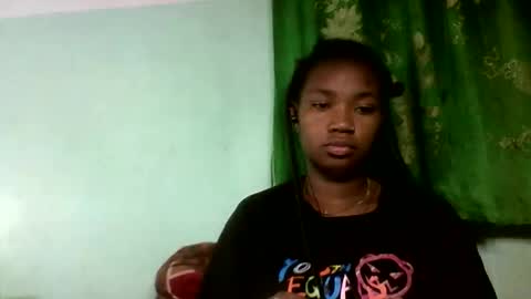 sisih567089 online show from September 30, 2025, 5:18 pm