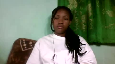 sisih567089 online show from October 4, 2025, 8:34 am