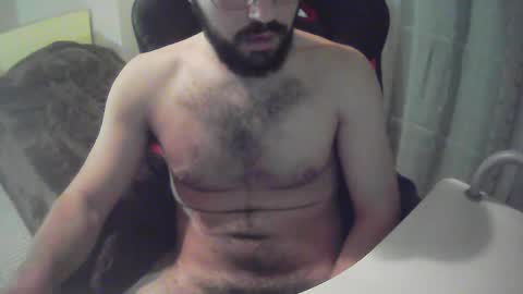 sissy_bear_ online show from January 5, 2025, 1:36 pm