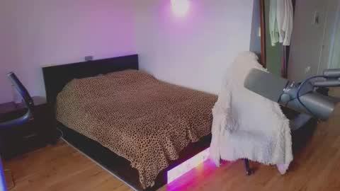 Ashleigh Mak online show from March 16, 2026, 5:28 pm