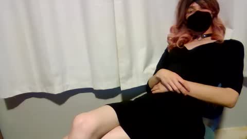 Snapshot of sissycamilxo chatting on April 10, 2026, 4:06 am camilcamilla sheher online show from April 10, 2026, 4:06 am