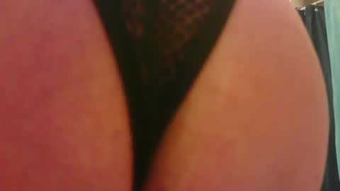 sissycrissy4545 online show from March 17, 2026, 10:24 pm