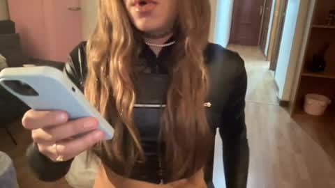 Snapshot of sissyenfalda chatting on June 15, 2026, 6:10 pm sarasissy6969 online show from June 15, 2026, 6:10 pm