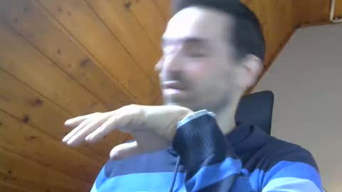 Snapshot of sissytoy35 chatting on October 16, 2025, 7:53 am sissytoy35 online show from October 16, 2025, 7:53 am