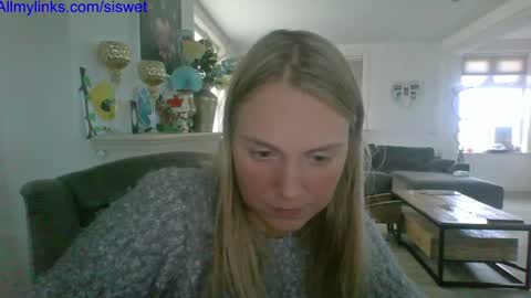 Elise online show from November 24, 2025, 10:59 am