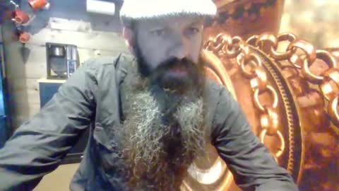sitonmybeardxxx online show from June 21, 2026, 10:01 pm