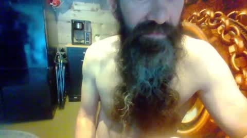 sitonmybeardxxx online show from July 18, 2026, 10:24 pm