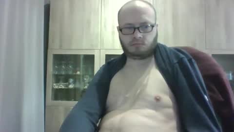 sixten113 online show from April 9, 2026, 7:03 am