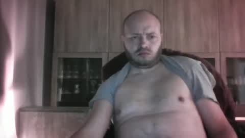 sixten113 online show from April 23, 2026, 5:41 am