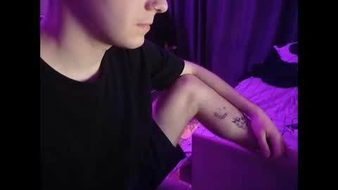SizzleOzzy online show from April 25, 2026, 1:36 pm