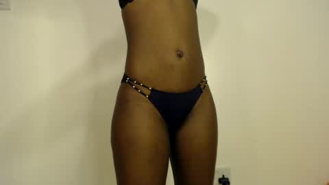 Snapshot of sizzly_ass chatting on July 4, 2026, 2:18 am sizzly_ass online show from July 4, 2026, 2:18 am