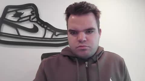 Snapshot of sjb10 chatting on March 11, 2025, 4:07 pm sjb10 online show from March 11, 2025, 4:07 pm