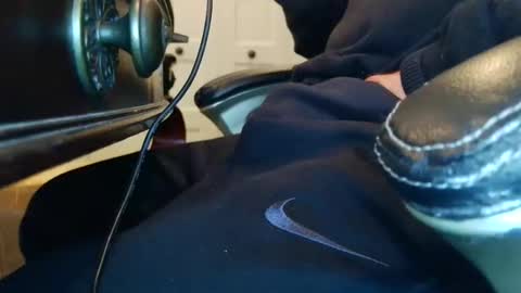 Snapshot of sjb10 chatting on November 10, 2025, 6:29 pm sjb10 online show from November 10, 2025, 6:29 pm