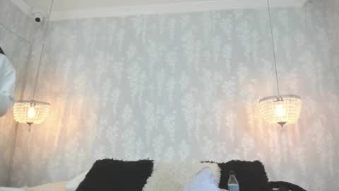 SKAILYN ANGELS online show from November 11, 2025, 3:39 am