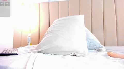 Skarlet online show from December 19, 2024, 7:51 pm