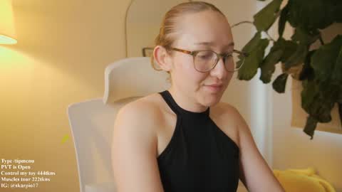 Snapshot of skarpio17 chatting on May 17, 2026, 8:38 pm Im Scarlett ONLINE 5pm-10pm NYC time online show from May 17, 2026, 8:38 pm