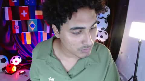 Snapshot of skart_bigcock chatting on July 9, 2026, 7:07 pm Luciano online show from July 9, 2026, 7:07 pm