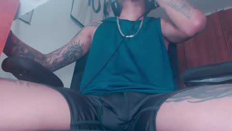 Snapshot of skateboy444 chatting on July 2, 2026, 5:46 am king online show from July 2, 2026, 5:46 am