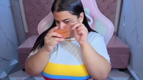Snapshot of skeler_lovd_b chatting on July 3, 2026, 1:17 pm Skarlet online show from July 3, 2026, 1:17 pm
