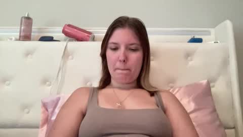 Snapshot of skiimaskabby chatting on April 1, 2026, 6:38 pm skiimaskabby online show from April 1, 2026, 6:38 pm