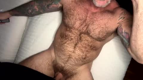 Snapshot of skimaskedbeef chatting on February 26, 2025, 6:00 pm BEEF online show from February 26, 2025, 6:00 pm