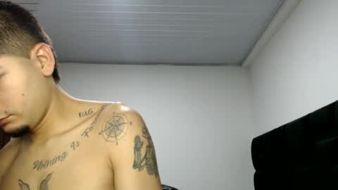 Snapshot of skinny_badboy chatting on July 17, 2026, 1:23 am E R O S online show from July 17, 2026, 1:23 am