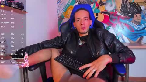 Snapshot of skinny_mac_ chatting on June 23, 2026, 2:04 pm Mac online show from June 23, 2026, 2:04 pm