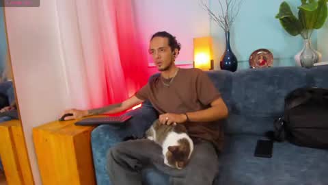 Snapshot of skinny_mac_ chatting on July 20, 2026, 3:03 pm Mac online show from July 20, 2026, 3:03 pm