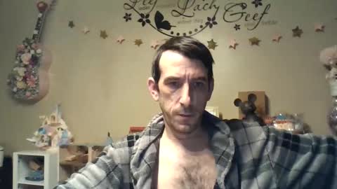 Snapshot of skinnybigcock2 chatting on February 22, 2026, 4:24 am SkinnyBigCock2 online show from February 22, 2026, 4:24 am