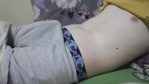 Snapshot of skinnycuteman chatting on February 1, 2025, 11:16 pm skinnycuteb0y online show from February 1, 2025, 11:16 pm