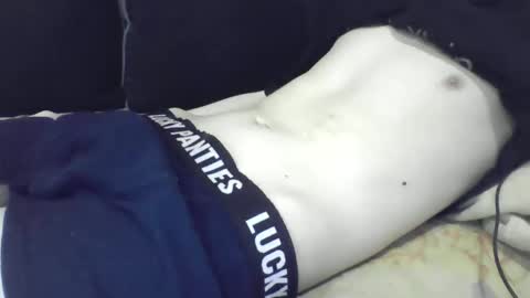 Snapshot of skinnycuteman chatting on May 16, 2026, 7:34 pm skinnycuteb0y online show from May 16, 2026, 7:34 pm