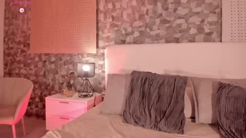 Mila online show from May 20, 2026, 3:29 pm
