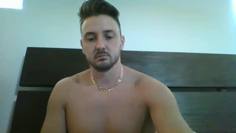Snapshot of skinnyguylongdick1 chatting on January 25, 2025, 7:39 pm skinnyguylongdick1 online show from January 25, 2025, 7:39 pm