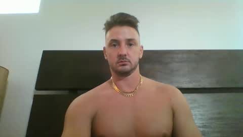 Snapshot of skinnyguylongdick1 chatting on September 21, 2025, 6:42 pm skinnyguylongdick1 online show from September 21, 2025, 6:42 pm