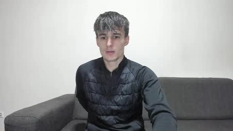 skinnyguywithbigd online show from January 13, 2025, 11:49 pm