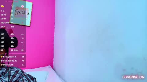 Karla  online show from February 20, 2025, 6:06 am