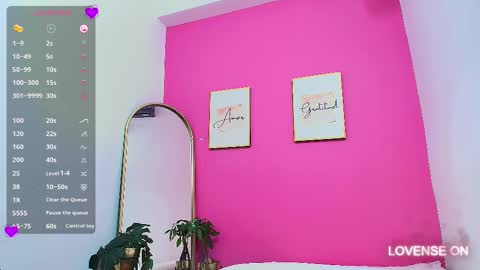 Karla  online show from March 6, 2025, 9:14 am