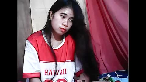 Skinnypinay318706 online show from December 1, 2024, 10:21 pm