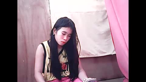 Skinnypinay318706 online show from December 2, 2024, 4:42 am