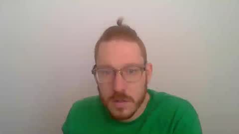 sklave_s online show from May 9, 2026, 7:57 am