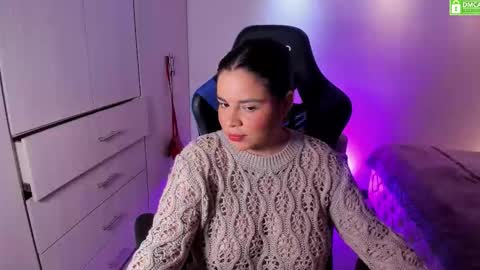 Sky  Independent model WISH LIST   online show from November 5, 2025, 3:34 pm