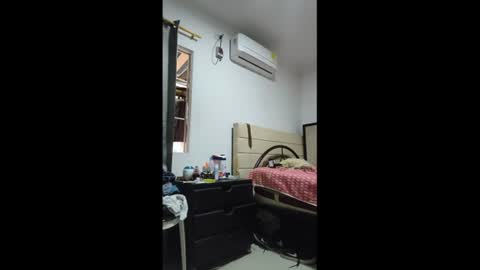 Snapshot of sky_dancer chatting on June 12, 2026, 3:11 pm Reuben online show from June 12, 2026, 3:11 pm